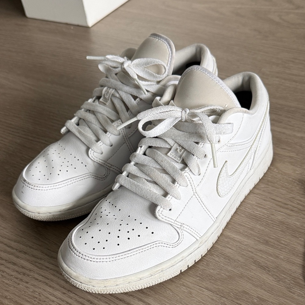 Jordan 1 low - white